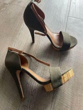 Tory Burch Olive Green Ankle-Strap Platform Heels